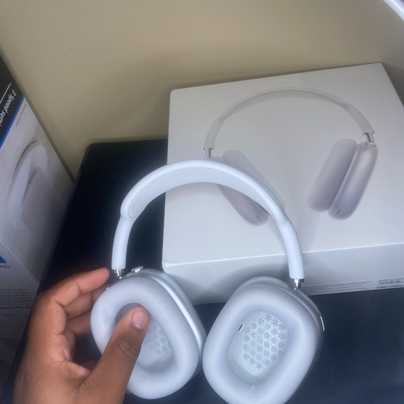 AirPod Max (1 of 1) Best Quality hands down - Picture 7 of 10